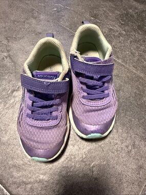 Saucony Kids Purple and Mint Athletic Sneakers with Velcro Strap